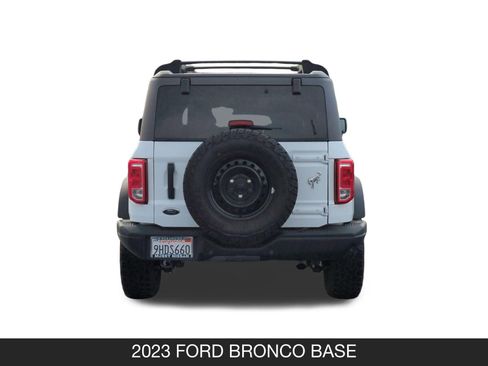 Used 2023 Ford Bronco Black Diamond image 9