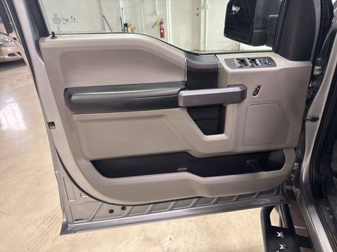 Used 2020 Ford F150 XLT w/ Trailer Tow Package AWD/4WD image 27