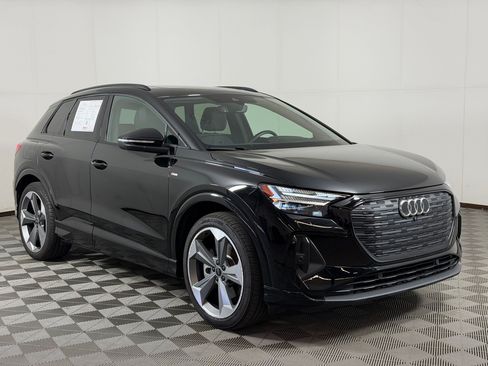 Used 2025 Audi Q4 e-tron Prestige w/ Black Optic Package AWD/4WD image 7