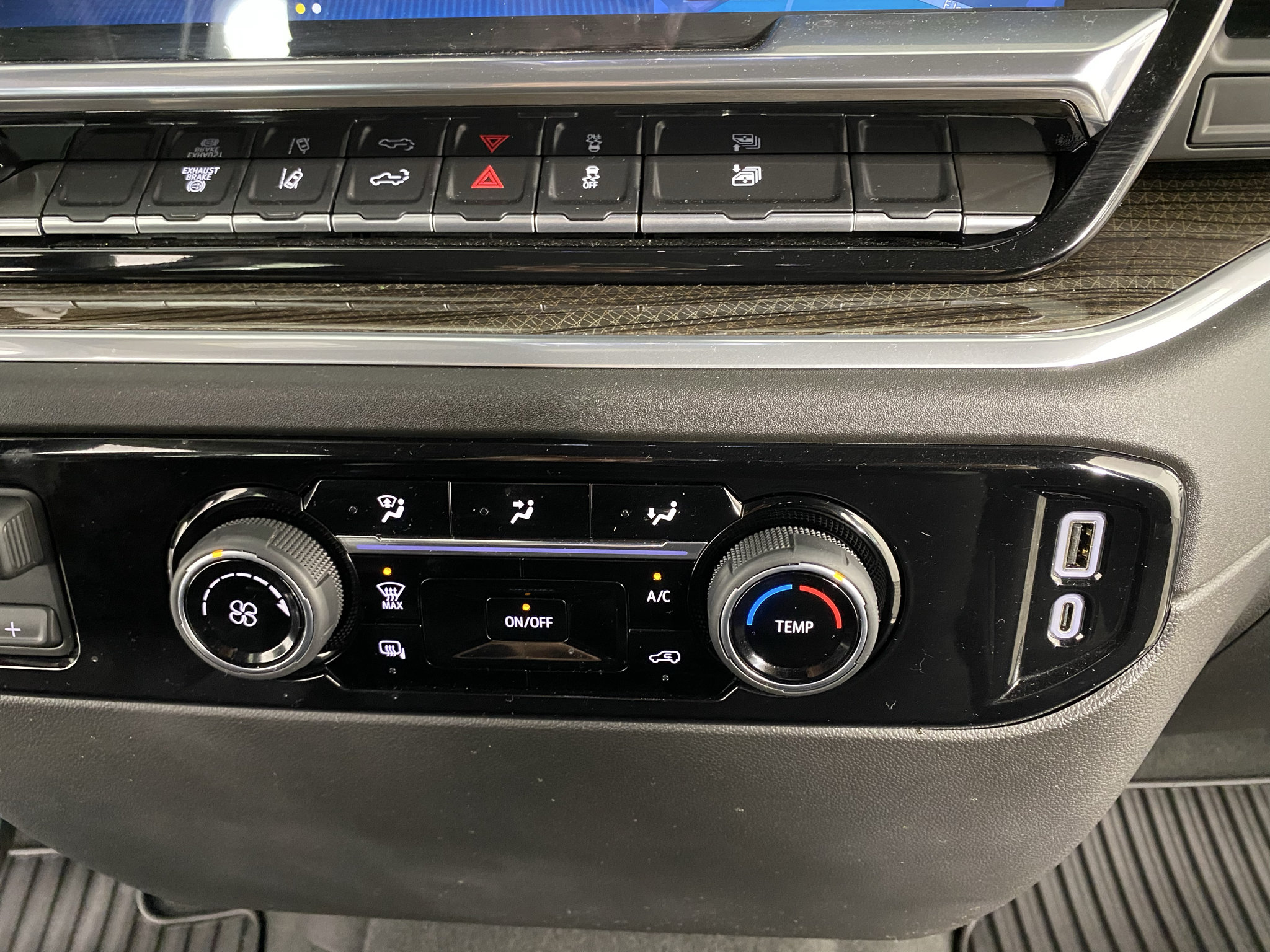 Used 2026 Chevrolet Silverado 2500 LT AWD/4WD image 18