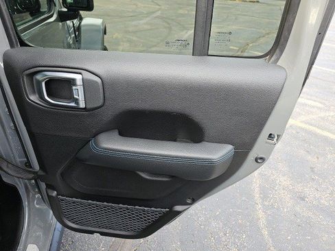 Used 2023 Jeep Wrangler Unlimited Rubicon 4xe w/ Safety Group image 17