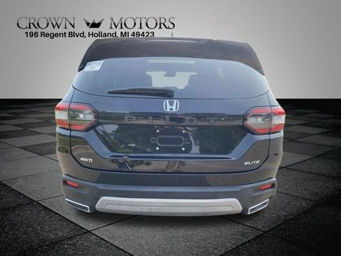 Used 2024 Honda Pilot Elite image 14