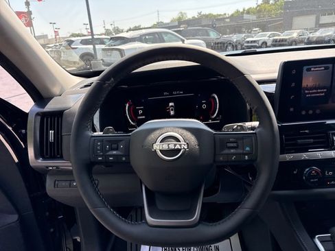 New 2026 Nissan Pathfinder SL FWD image 14