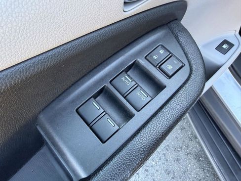 Used 2017 Honda Ridgeline RTL image 9