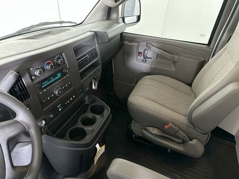 New 2025 GMC Savana 3500 w/ Driver Convenience Package RWD image 19