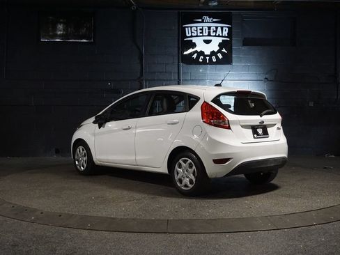 Used 2013 Ford Fiesta S FWD image 4