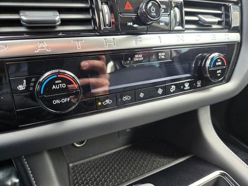New 2026 Nissan Pathfinder SV AWD/4WD image 19