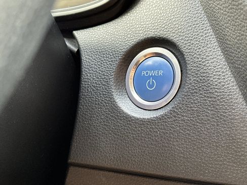 Used 2022 Toyota Corolla LE image 21