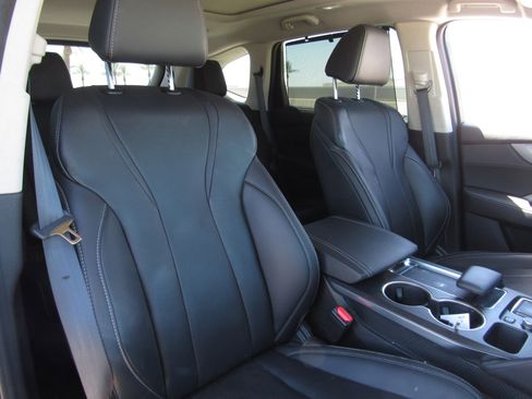 Certified 2023 Acura MDX FWD w/ Technology Package image 11