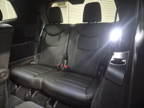 Certified 2025 Cadillac XT6 Premium Luxury image 24