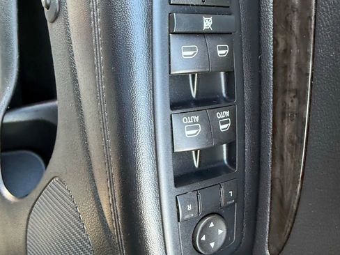 Used 2016 Dodge Durango Limited w/ Premium Group image 8