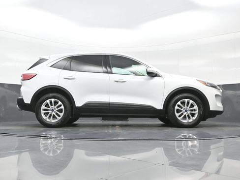 Used 2020 Ford Escape SE AWD/4WD image 29