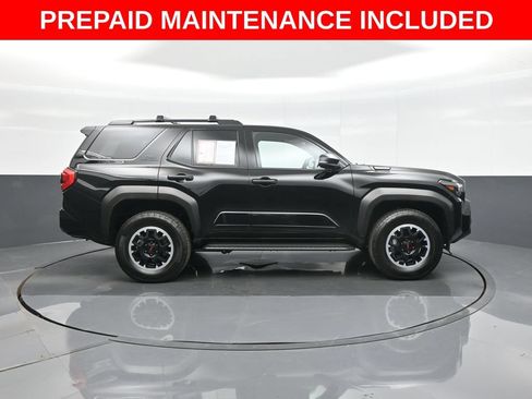 Certified 2026 Toyota 4Runner TRD Off-Road Premium AWD/4WD image 8