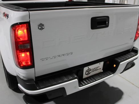 Used 2022 Chevrolet Colorado LT w/ Fleet Safety Package AWD/4WD image 20