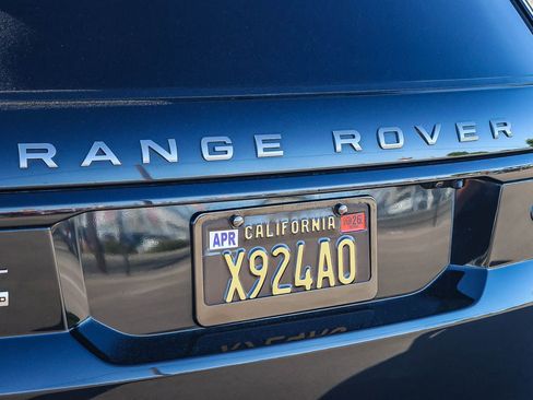 Used 2019 Land Rover Range Rover Sport SE AWD/4WD image 12