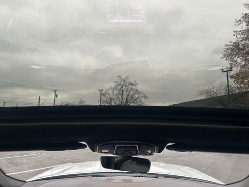 New 2025 Jeep Grand Cherokee L Limited image 18