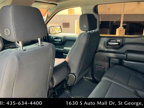 Used 2021 Chevrolet Silverado 1500 Custom AWD/4WD image 19