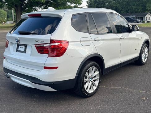 Used 2017 BMW X3 sDrive28i RWD image 8