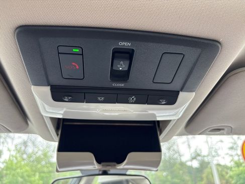 Certified 2024 Nissan Altima 2.5 SR w/ SR Premium Package FWD image 41
