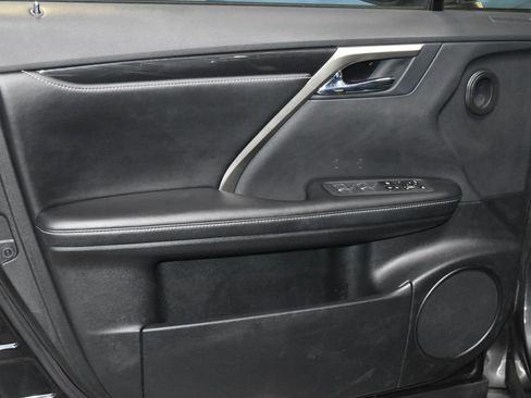 Used 2022 Lexus RX 350L AWD image 4