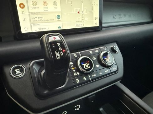 Used 2020 Land Rover Defender 110 First Edition image 35