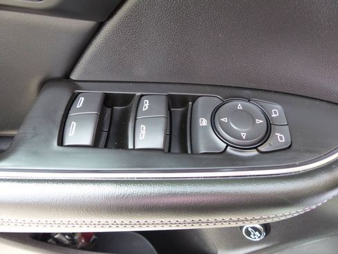 Used 2023 Buick Envision Avenir AWD/4WD image 22