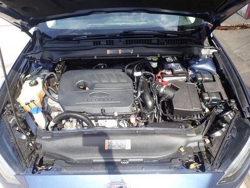 Used 2018 Ford Fusion SE w/ Fusion SE Technology Package image 39