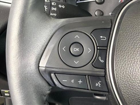 Used 2024 Toyota Corolla Cross LE AWD/4WD image 24