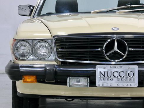 Used 1987 Mercedes-Benz 560 SL image 25