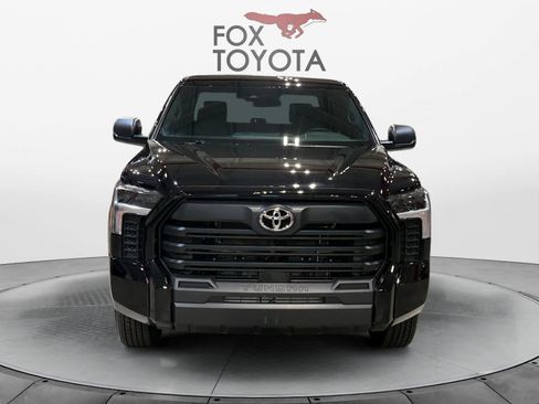 Used 2025 Toyota Tundra SR w/ SR Tow Package AWD/4WD image 8