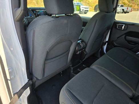 Used 2025 Jeep Wrangler Unlimited Sport S 4xe AWD/4WD image 23