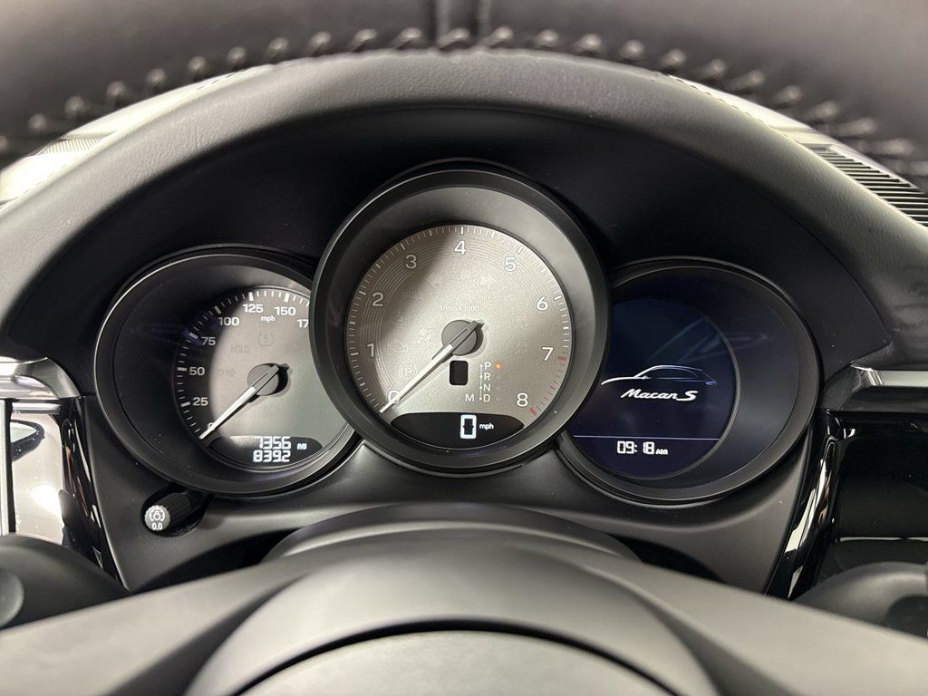 Certified 2026 Porsche Macan S AWD/4WD image 37