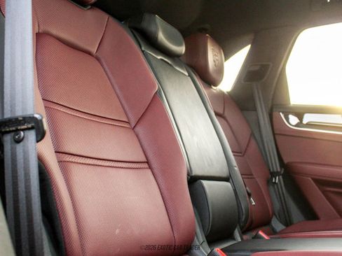 Used 2025 Porsche Cayenne GTS image 47