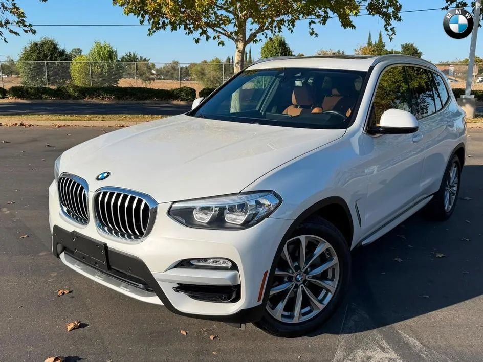 Used 2019 BMW X3 xDrive30i w/ Driving Assistance Package AWD/4WD image 2