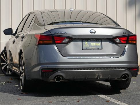 Used 2022 Nissan Altima 2.5 SR FWD image 5