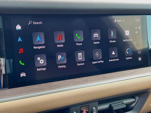 Certified 2025 Porsche Cayenne AWD/4WD image 15