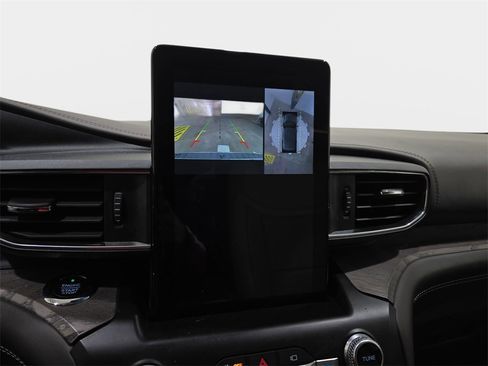 Used 2020 Ford Explorer Platinum w/ Premium Technology Package image 26