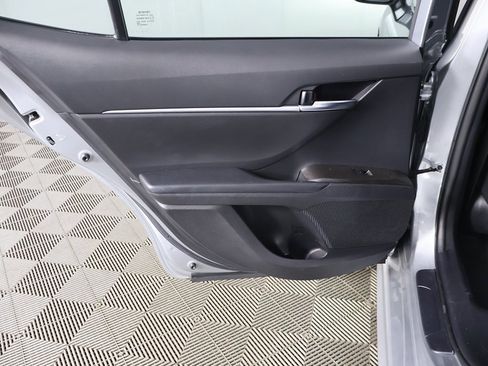 Used 2024 Toyota Camry SE image 22
