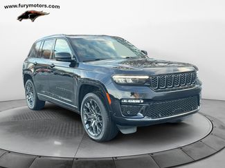 Used 2024 Jeep Grand Cherokee Summit video 1