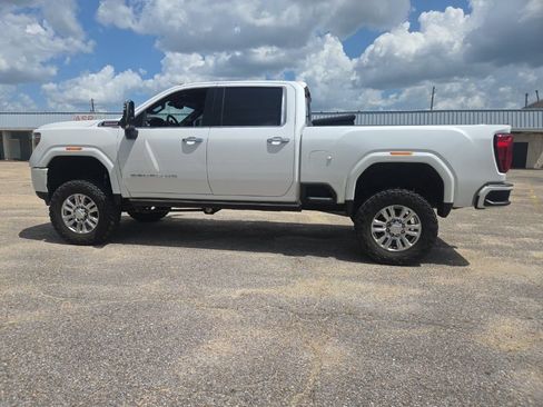 Used 2022 GMC Sierra 2500 Denali w/ Denali Ultimate Package AWD/4WD image 6