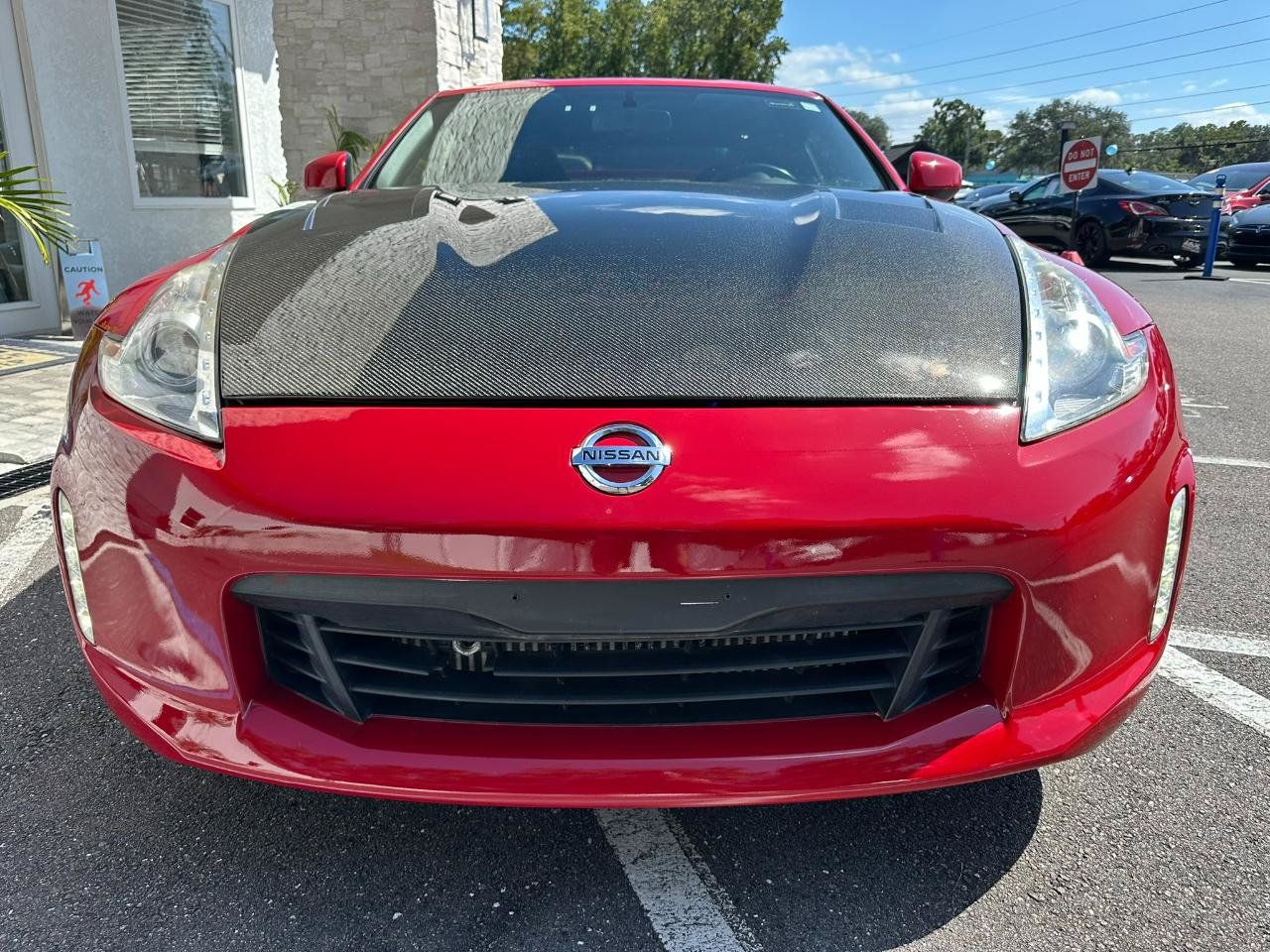 Used 2014 Nissan 370Z Coupe RWD image 4