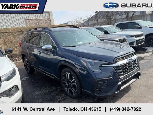Used 2023 Subaru Ascent Limited w/ Technology Package image 1