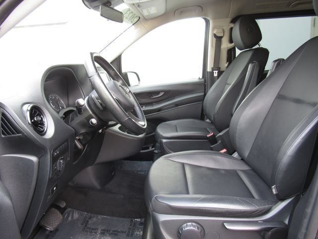 Used 2023 Mercedes-Benz Metris Passenger image 9