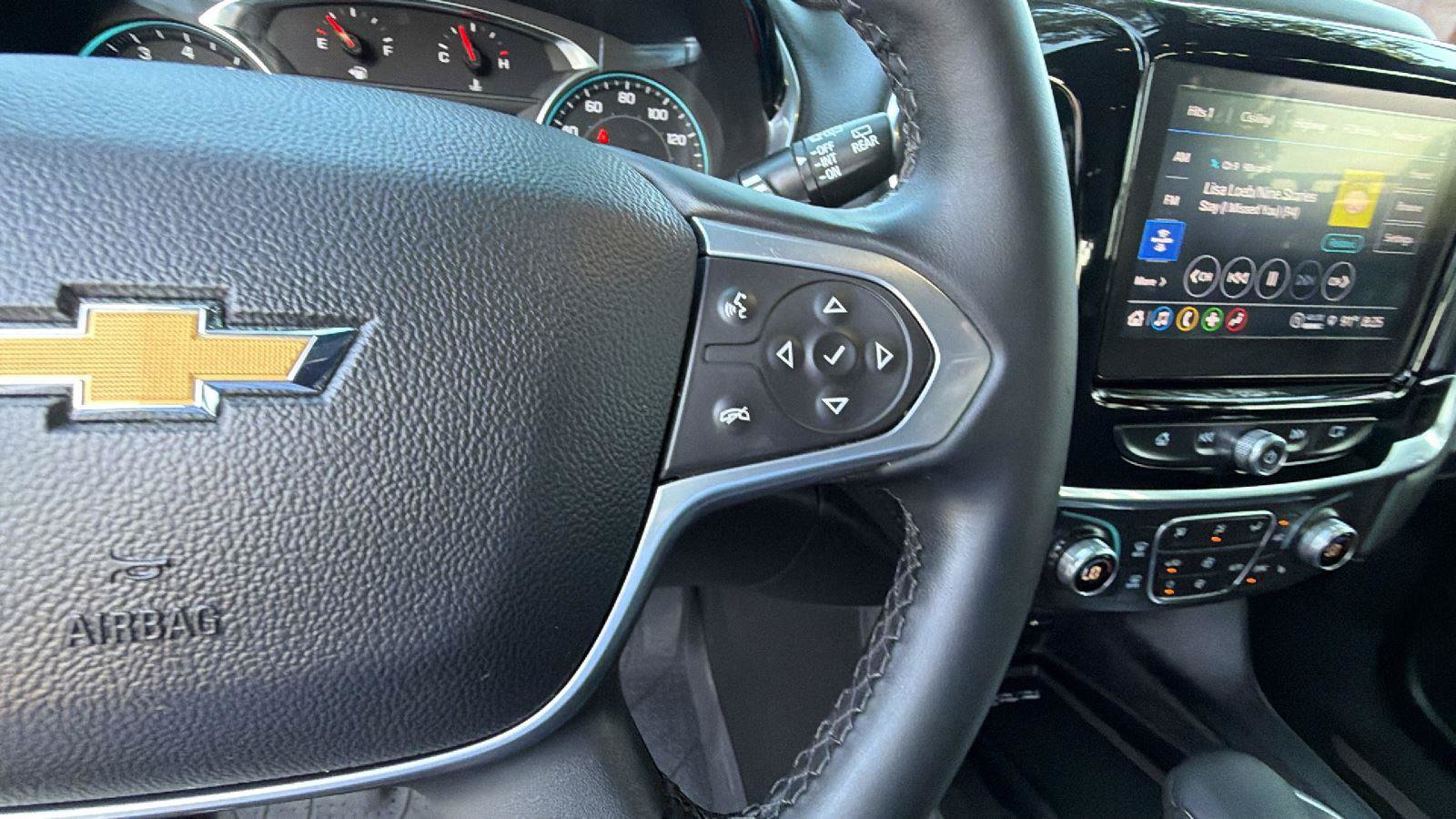 Used 2023 Chevrolet Traverse LT FWD image 28
