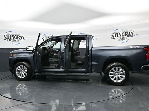 Used 2020 Chevrolet Silverado 1500 Custom w/ Custom Value Package image 28