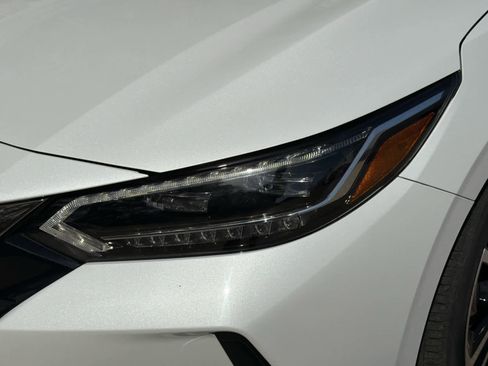 Used 2020 Nissan Sentra SR w/ Premium Package image 14