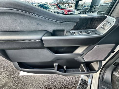 New 2026 Ford F250 Lariat w/ FX4 Off-Road Package image 15