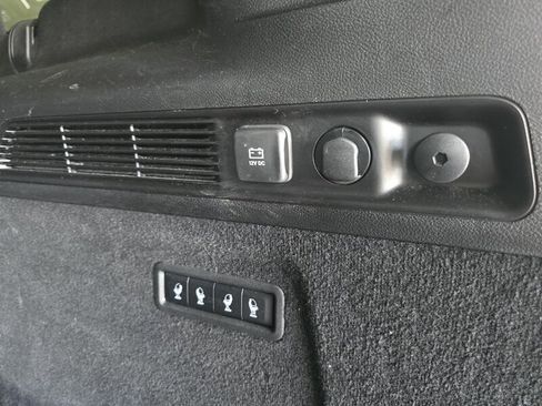 Used 2024 Jeep Grand Wagoneer L Series II w/ Quick Order Packagew 28T image 40