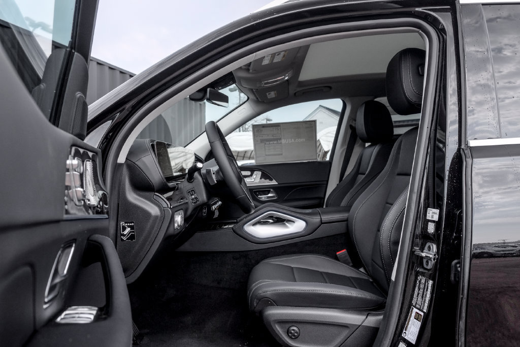 Used 2026 Mercedes-Benz GLS 450 4MATIC image 11