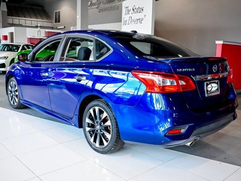 Used 2017 Nissan Sentra SR w/ Electronics Package FWD image 7
